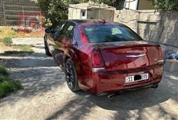 کرایسلەر 300